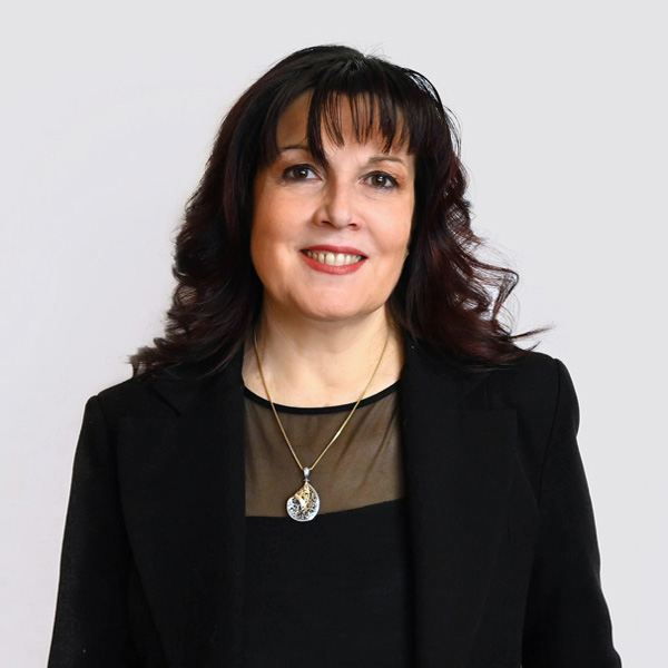 Avv. Maria Raciti